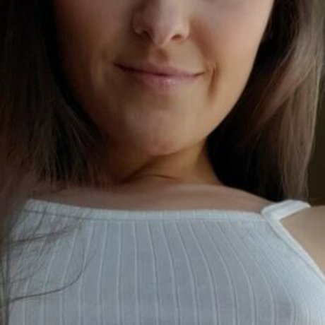 Nagie wyciekłe zdjęcie OnlyFans od Emmapaisley