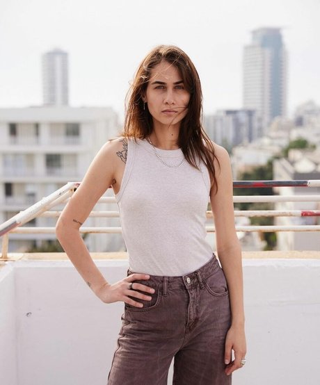 Nagie wyciekłe zdjęcie OnlyFans od Emma Goldberg