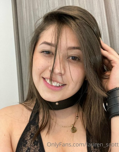 Nagie wyciekłe zdjęcie OnlyFans od Laurenscottfree