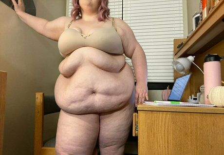 Nagie wyciekłe zdjęcie OnlyFans od Misspizzaslut