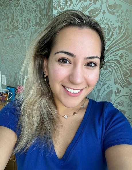 Nagie wyciekłe zdjęcie OnlyFans od Selina Amini