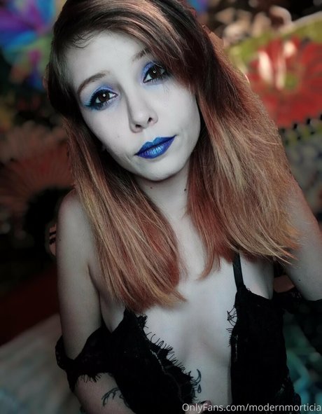 Nagie wyciekłe zdjęcie OnlyFans od Modernmorticia