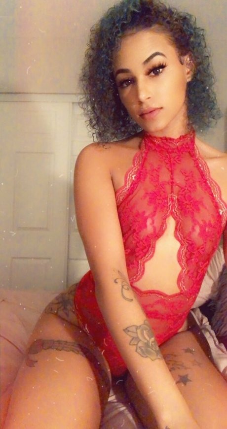 Nagie wyciekłe zdjęcie OnlyFans od Miinamariee