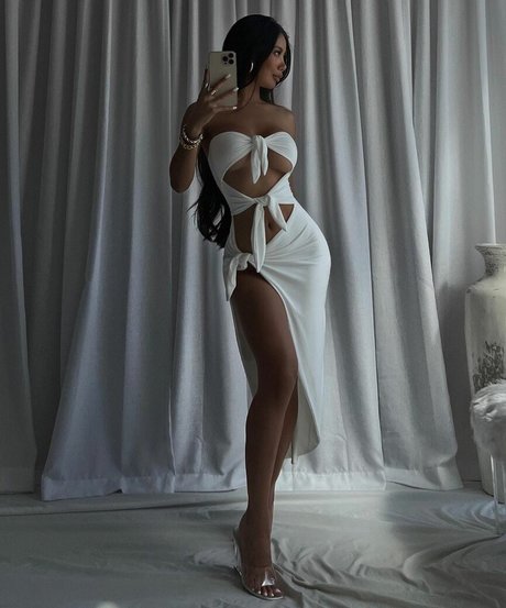 Nagie wyciekłe zdjęcie OnlyFans od Goldgypsy