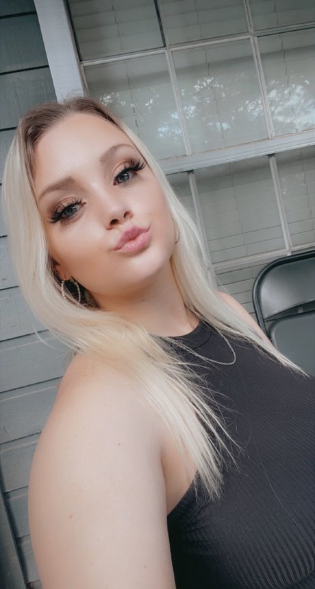 Nagie wyciekłe zdjęcie OnlyFans od Kourtney 