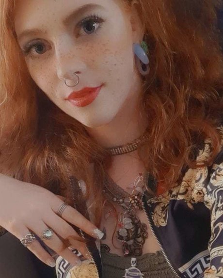 Nagie wyciekłe zdjęcie OnlyFans od 