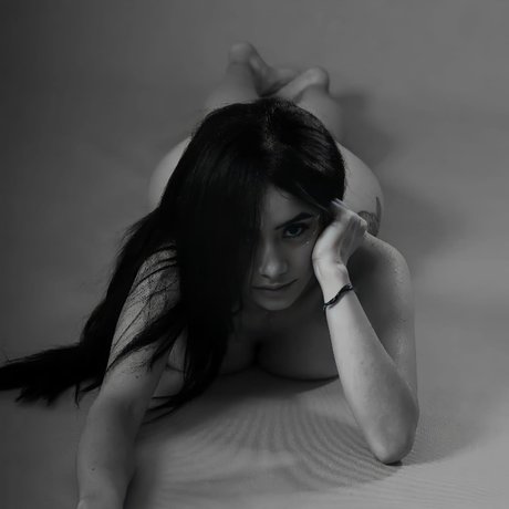 Nagie wyciekłe zdjęcie OnlyFans od Sharik