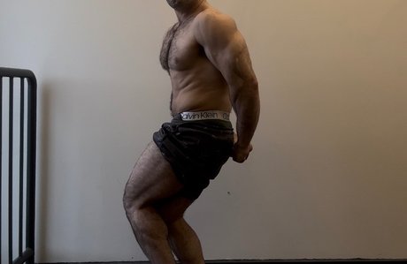 Nagie wyciekłe zdjęcie OnlyFans od Troy