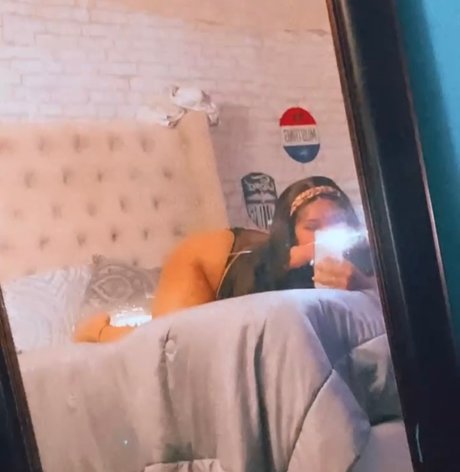 Nagie wyciekłe zdjęcie OnlyFans od Chanel