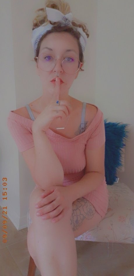 Nagie wyciekłe zdjęcie OnlyFans od Zee