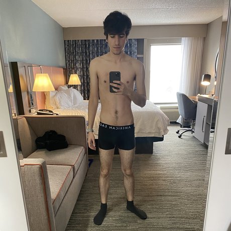 Nagie wyciekłe zdjęcie OnlyFans od M