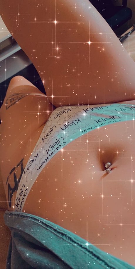 Nagie wyciekłe zdjęcie OnlyFans od Snowbunny Ran