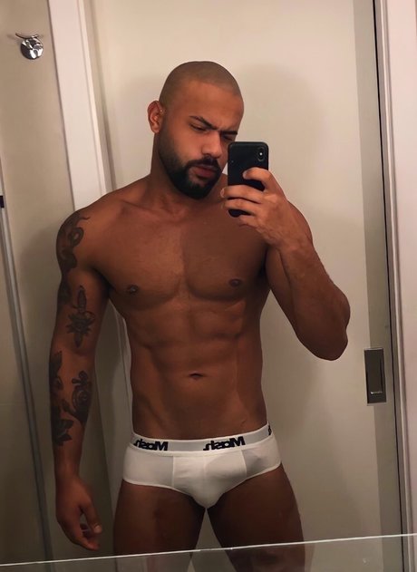 Nagie wyciekłe zdjęcie OnlyFans od Malvado