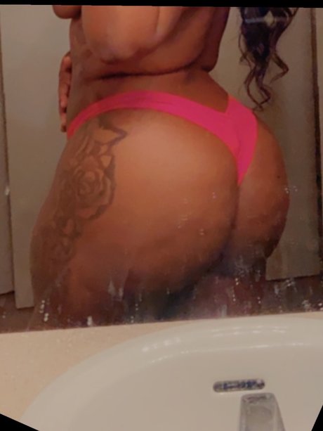 Nagie wyciekłe zdjęcie OnlyFans od Paris Lee
