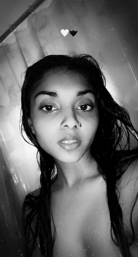 Nagie wyciekłe zdjęcie OnlyFans od Kia Malifa 