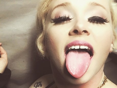 Nagie wyciekłe zdjęcie OnlyFans od Lulu Love