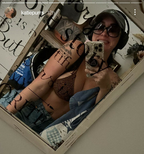 Nagie wyciekłe zdjęcie OnlyFans od Katiepurrs