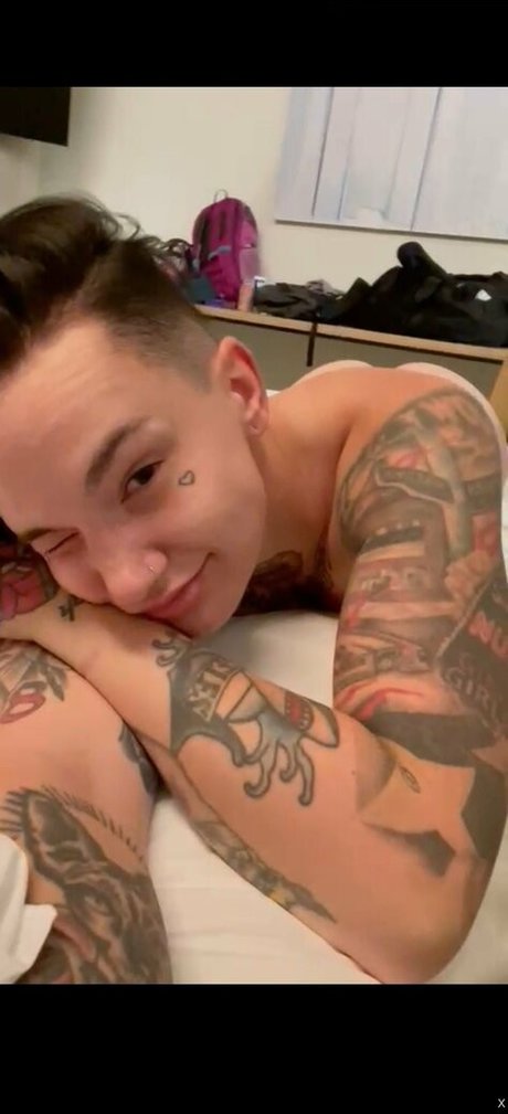 Nagie wyciekłe zdjęcie OnlyFans od Nikkihearts