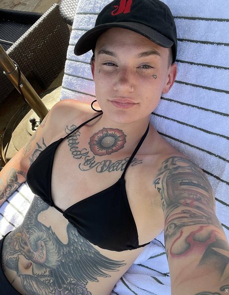 Nagie wyciekłe zdjęcie OnlyFans od Nikkihearts