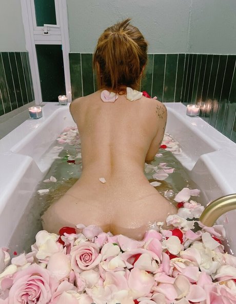 Nagie wyciekłe zdjęcie OnlyFans od Jessyasuan