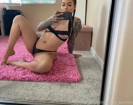 Nagie wyciekłe zdjęcie OnlyFans od Freekarmen