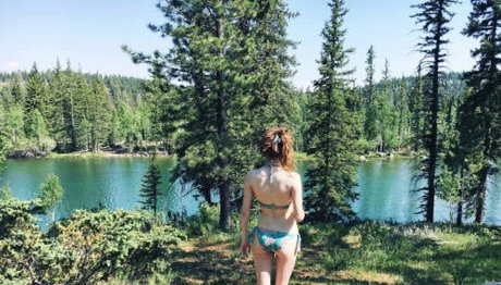 Jasmine van den Bogaerde