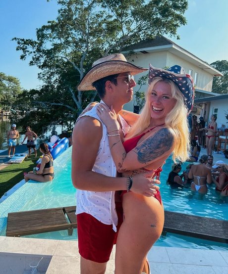 Nagie wyciekłe zdjęcie OnlyFans od Taylor Hughs