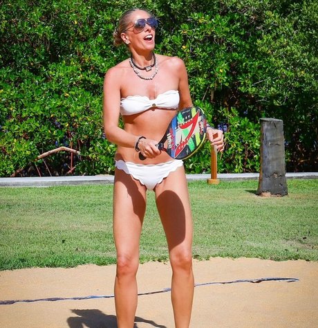 Nagie wyciekłe zdjęcie OnlyFans od Adriane Galisteu
