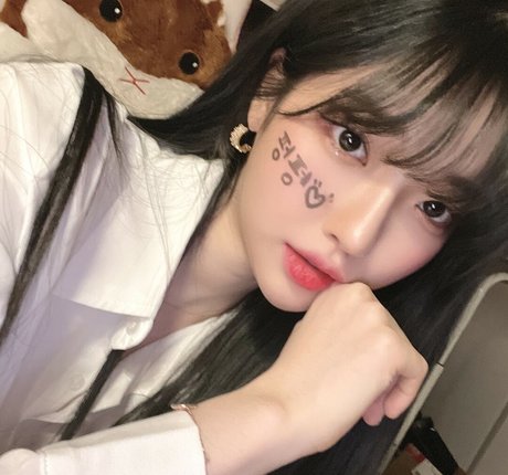 Nagie wyciekłe zdjęcie OnlyFans od Se Yeon