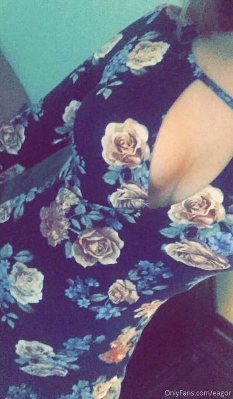 Nagie wyciekłe zdjęcie OnlyFans od Ellirussie