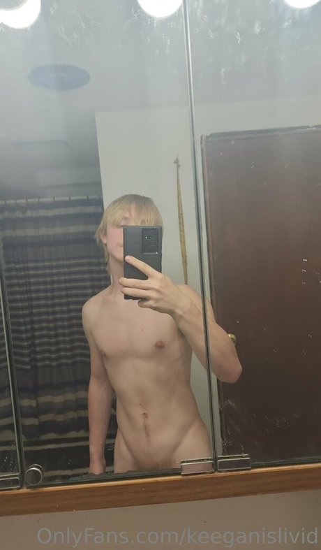 Nagie wyciekłe zdjęcie OnlyFans od Keeganislivid