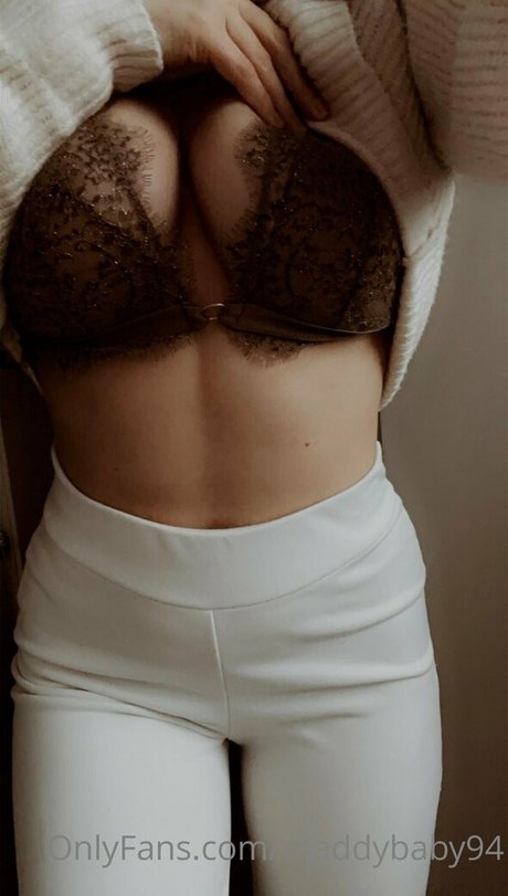 Nagie wyciekłe zdjęcie OnlyFans od Maddybaby94