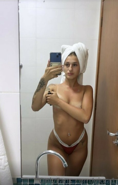 Nagie wyciekłe zdjęcie OnlyFans od Viola1