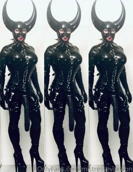 Nagie wyciekłe zdjęcie OnlyFans od Mistressyumi