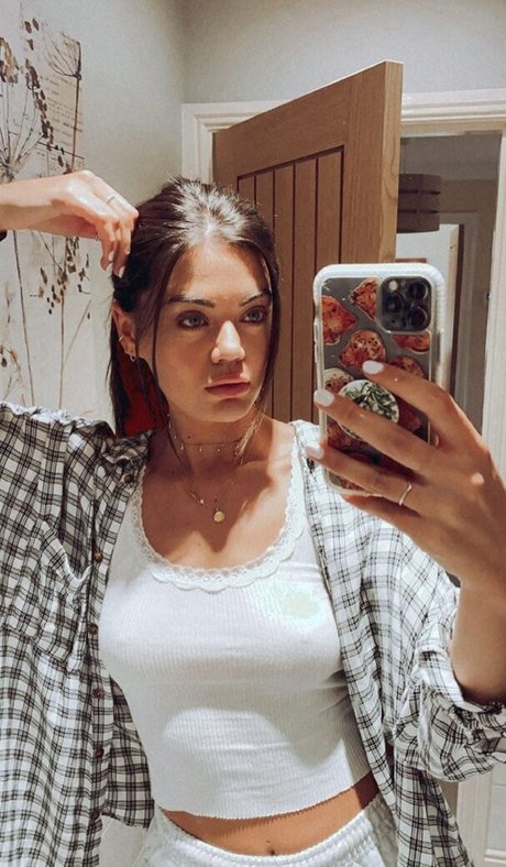 Nagie wyciekłe zdjęcie OnlyFans od Emily Canham