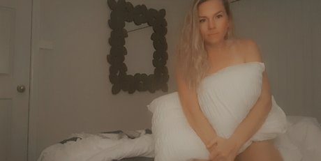 Nagie wyciekłe zdjęcie OnlyFans od Ittiebittietitties