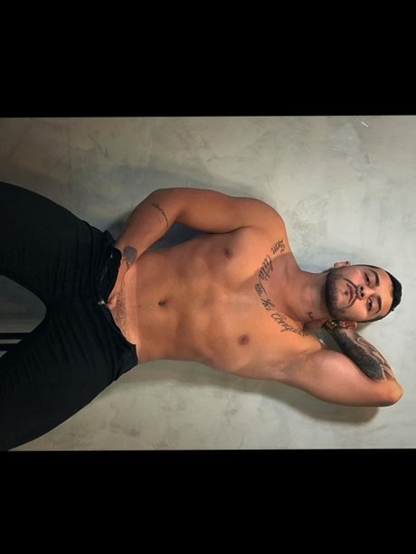 Nagie wyciekłe zdjęcie OnlyFans od  Moreira