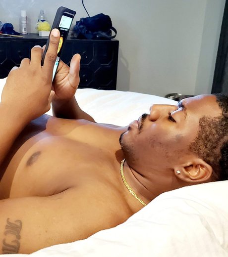 Nagie wyciekłe zdjęcie OnlyFans od Montario