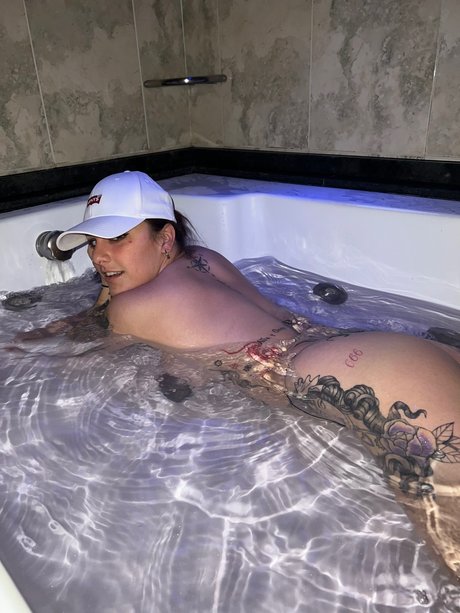 Nagie wyciekłe zdjęcie OnlyFans od Zorraafiiielll