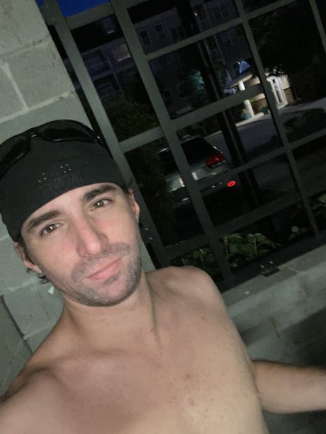 Nagie wyciekłe zdjęcie OnlyFans od Stephen