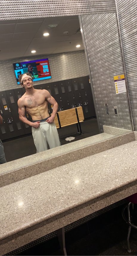 Nagie wyciekłe zdjęcie OnlyFans od Brayden Puckett