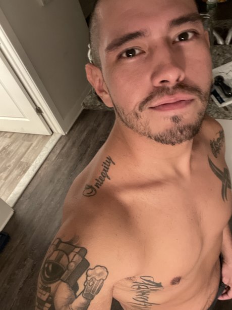 Nagie wyciekłe zdjęcie OnlyFans od Topher Martinez