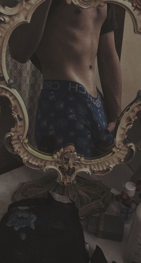 Nagie wyciekłe zdjęcie OnlyFans od Theblueyedboy
