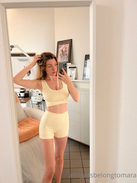 Nagie wyciekłe zdjęcie OnlyFans od Angel Maralyn