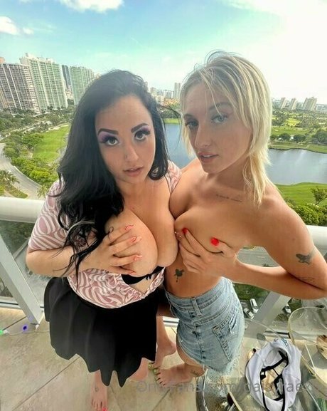 Nagie wyciekłe zdjęcie OnlyFans od Daisyraexo