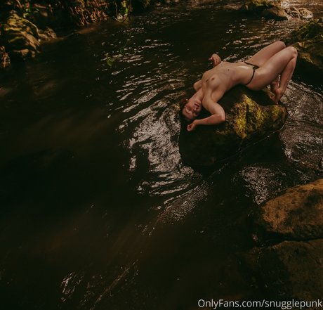 Nagie wyciekłe zdjęcie OnlyFans od Snugglepunk