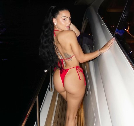 Nagie wyciekłe zdjęcie OnlyFans od Kat Corrao