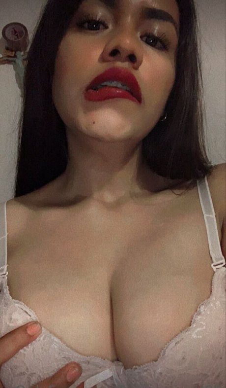 Nagie wyciekłe zdjęcie OnlyFans od Leslierangel95