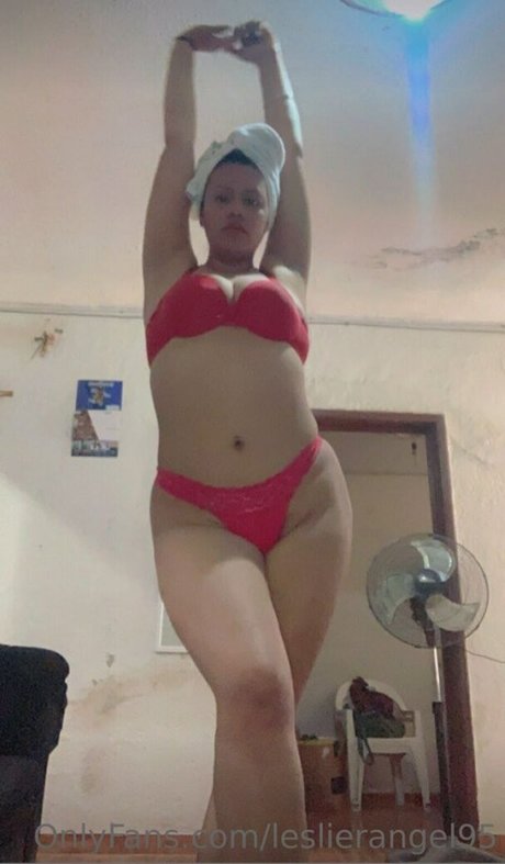 Nagie wyciekłe zdjęcie OnlyFans od Leslierangel95