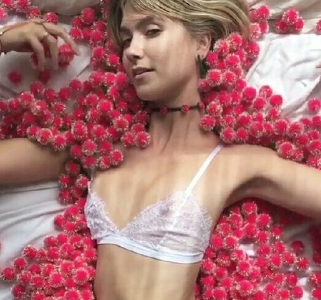 Nagie wyciekłe zdjęcie OnlyFans od Lola Abbey
